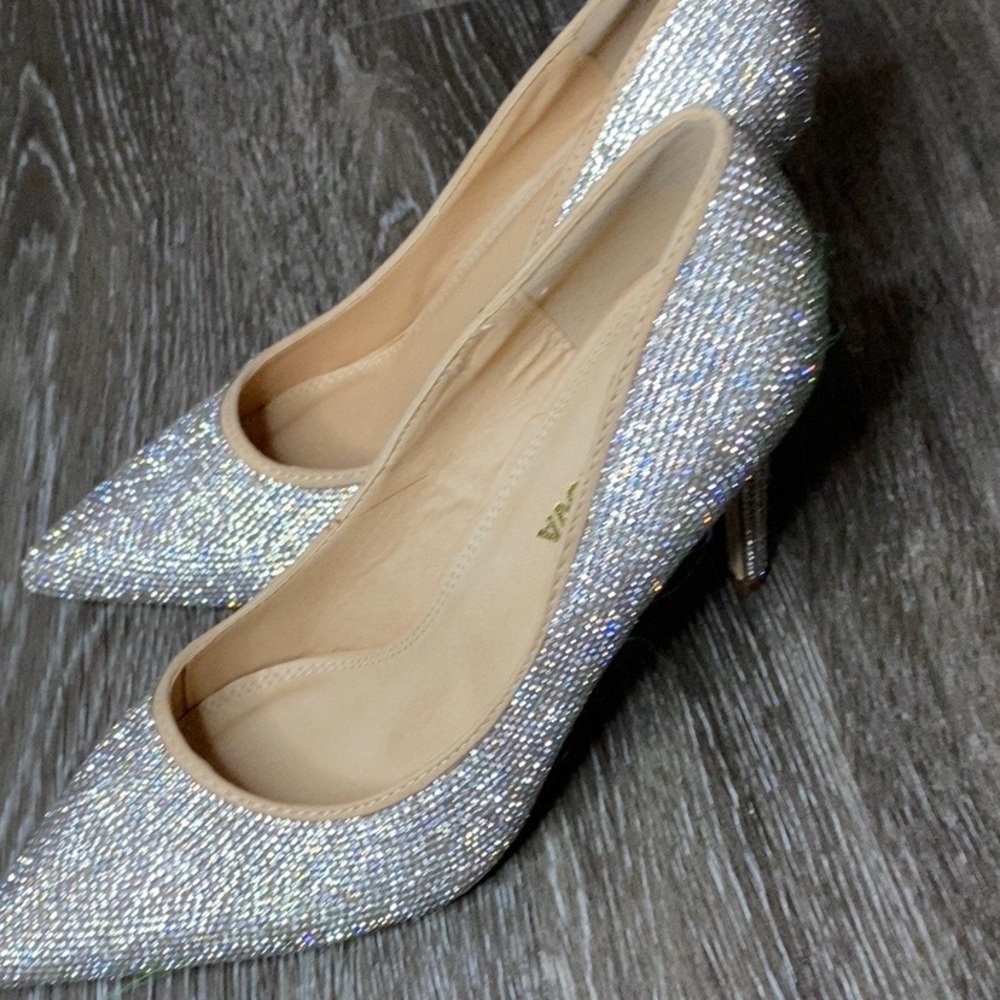 **SOLD** Fashion Nova Rhinestone Heels